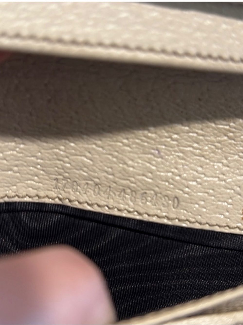 Gucci Trifold Long Snap Black Wallet - Picture 9 of 11